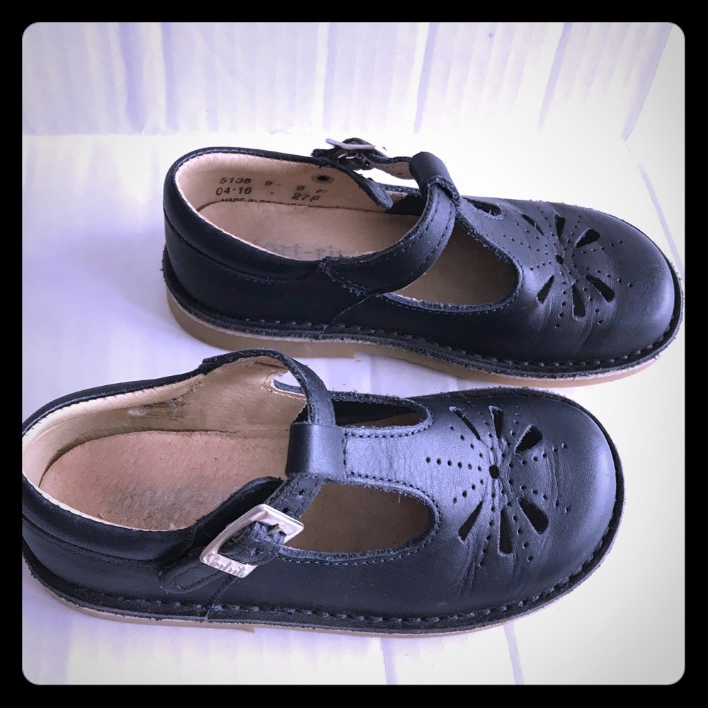 Girls Navy Blue T-Strap Shoes (Start Rite London)